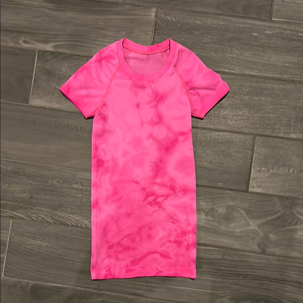 Lululemon Swiftly Tech Short Sleeve Shirt 2.0 Marble Dye Sonic Pink size 0